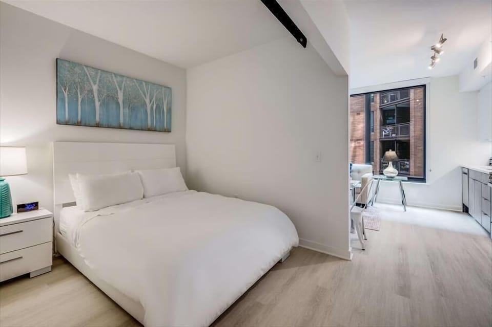 Noma Washington 1 Bedroom Bedroom