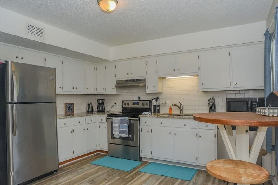 Fully equipped kitchen with everything you need for cooking