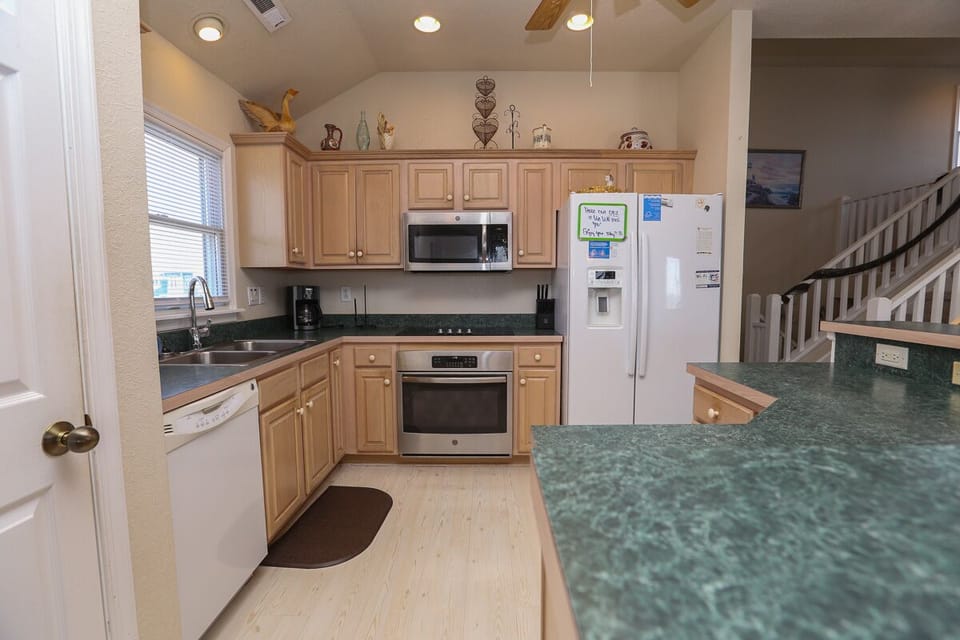Kitchen 2023