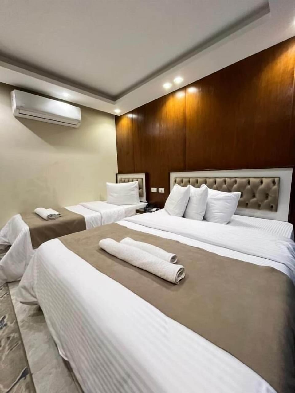 Deluxe Double or Twin Room | Minibar, free WiFi, bed sheets