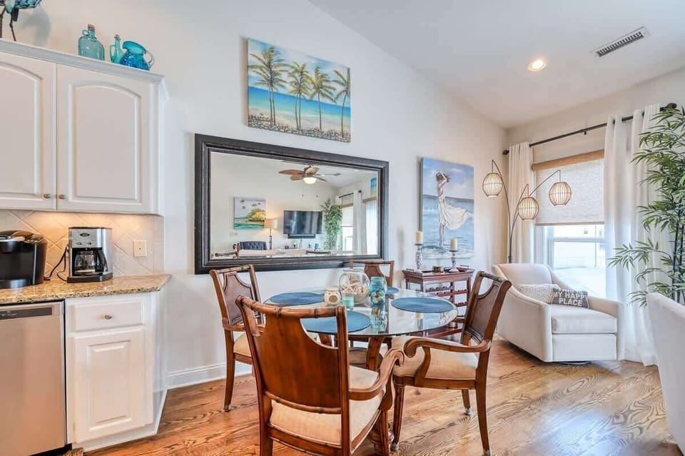 Dining Table Seats 4