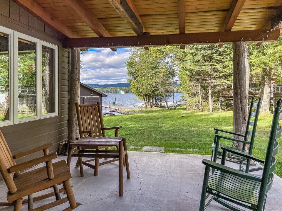 Covered Porch Overlooking 4th Lake