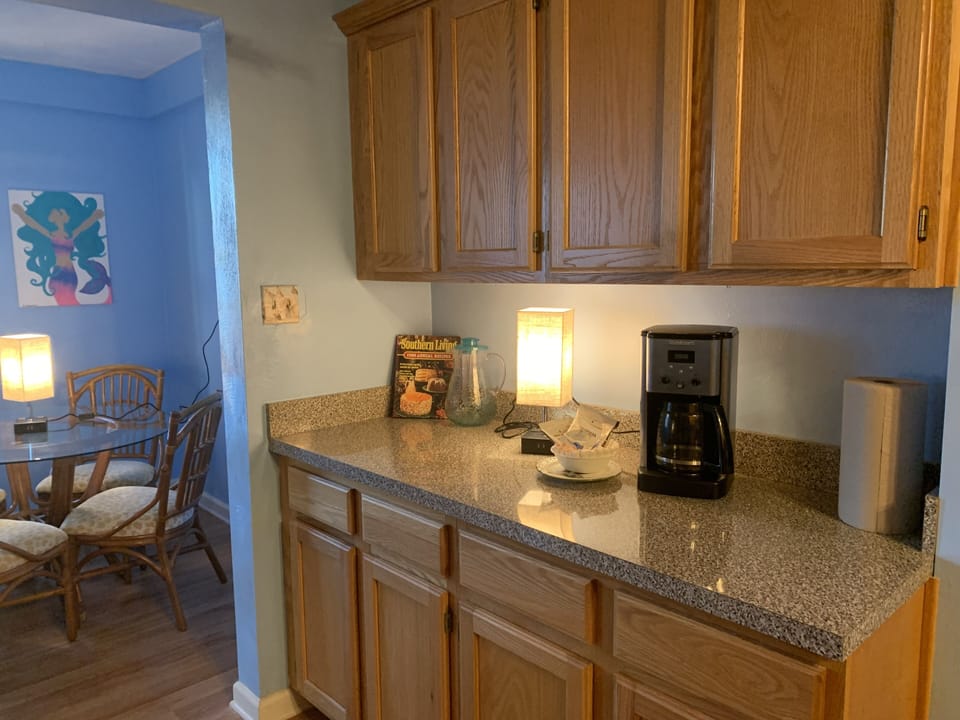 Bungalow, 3 Bedrooms | Private kitchen | Coffee/tea maker, fridge, oven, toaster