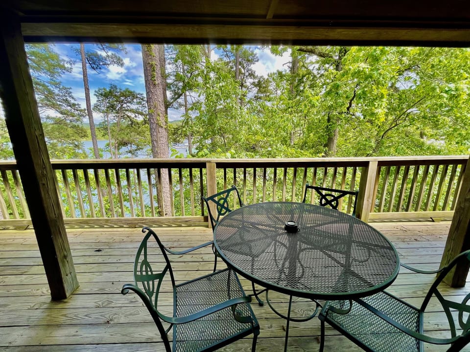 Nature, Outdoors, Scenery, Desk, Furniture