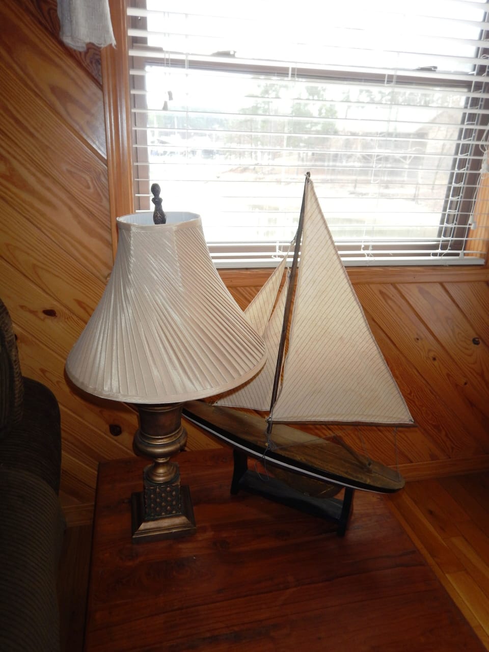 Indoors, Lamp, Hardwood, Floor, Flooring