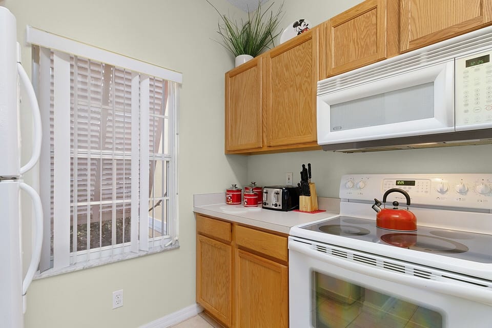 Kitchen appliances - Mickey's Disney Hideaway