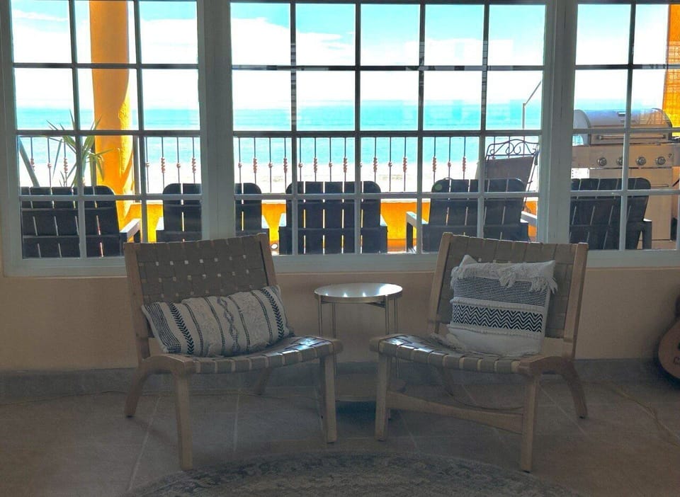 Dining room with sea and desert view @ 2nd floor