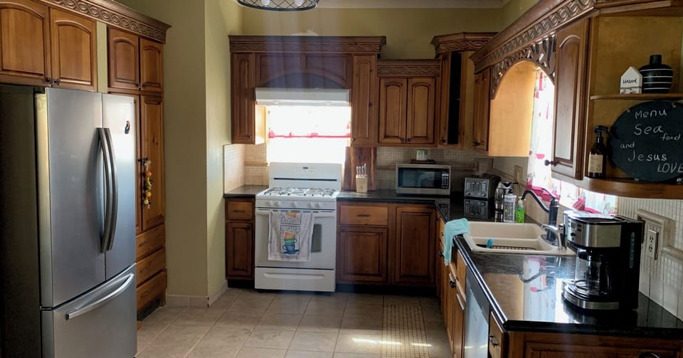 Kitchen with sea and desert view @ 2nd floor