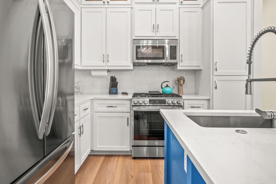 Kitchen, 1st Floor