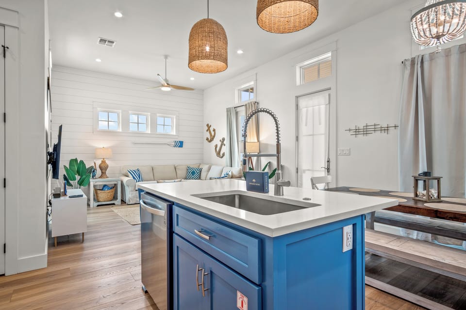 Kitchen, 1st Floor