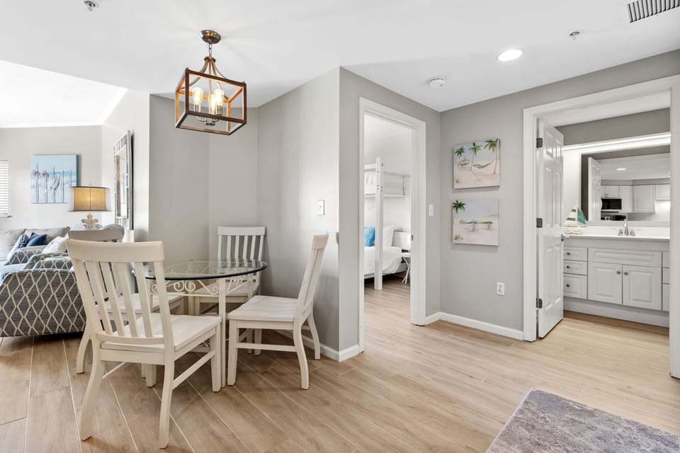 4819 Westwinds