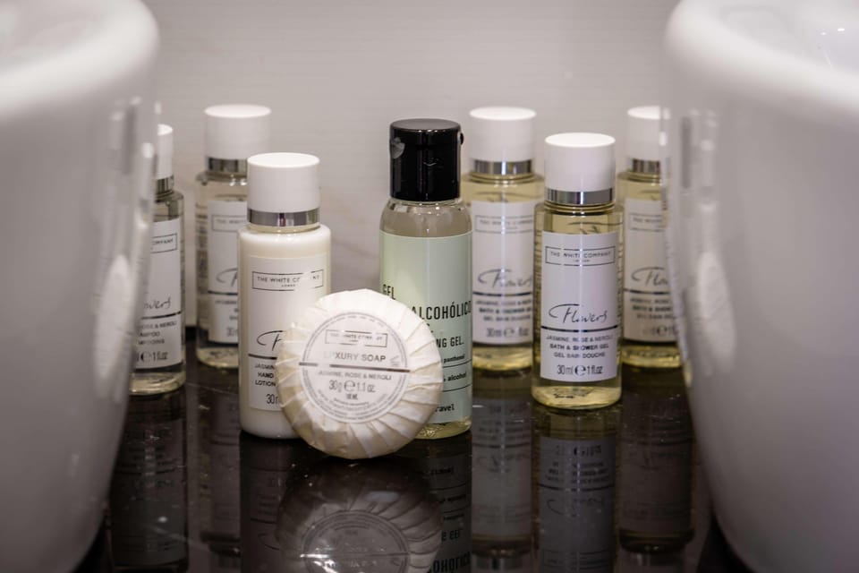 Bathroom amenities