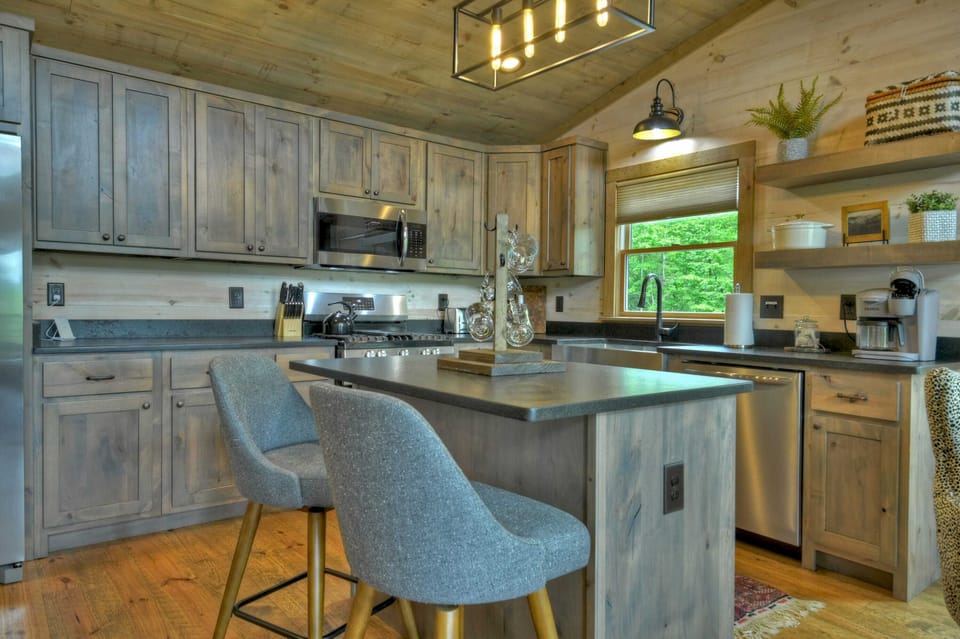 Fully stocked kitchen