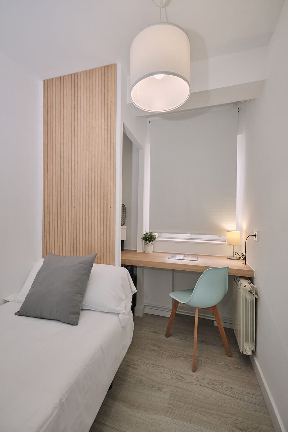 Economy Single Room | Down comforters, individually decorated, individually furnished, desk