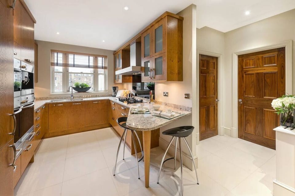 Kitchen | Nespresso Machine & Capsules | Tea & Milk | Kitchen Utensils | Toaster | Olive Oil | Condiments | Gaggenau Appliances