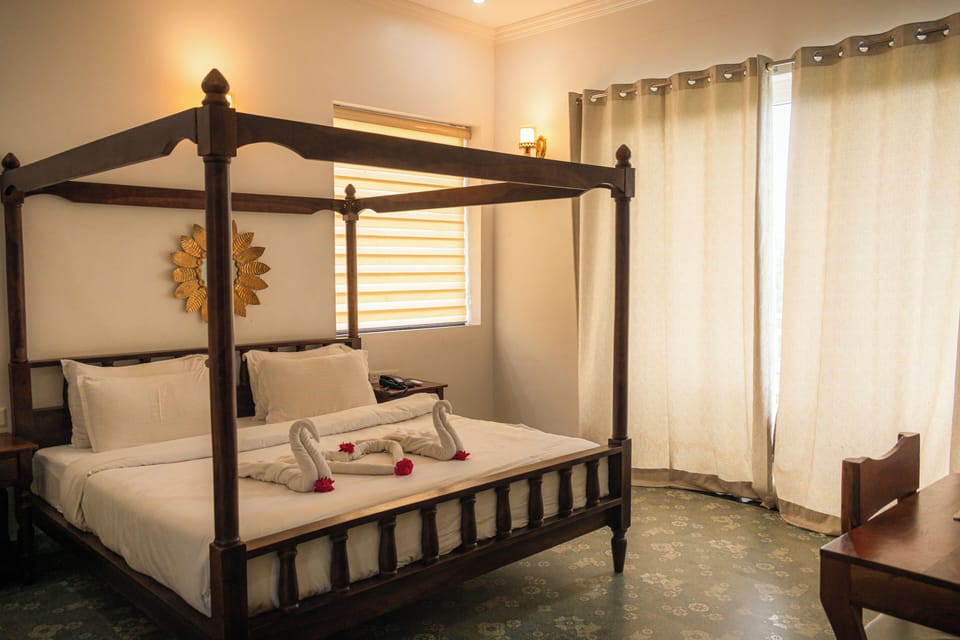 Deluxe Double Room | WiFi (free), bed sheets