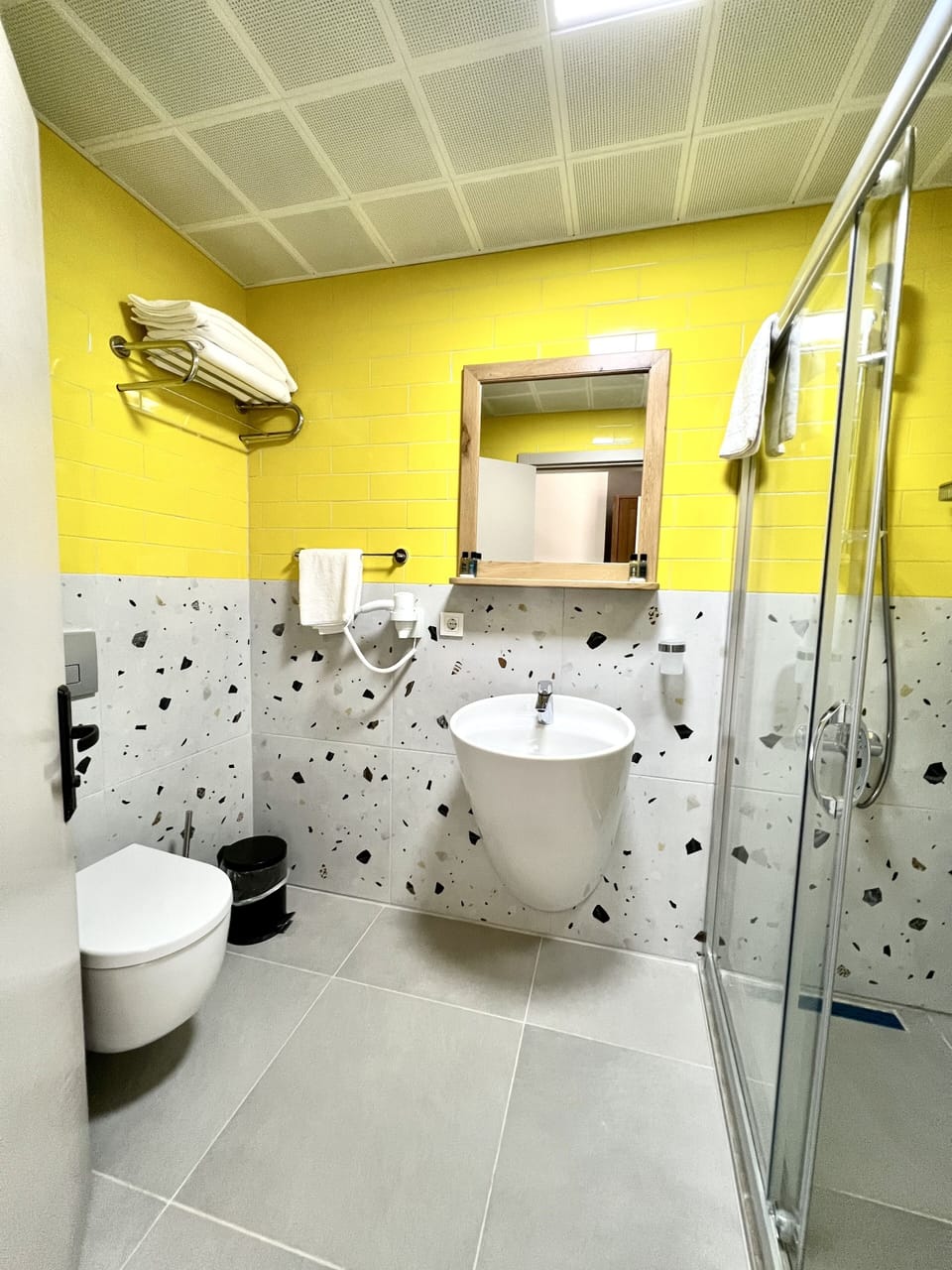 Shower, rainfall showerhead, hair dryer, slippers