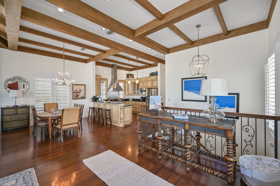 30a Linger Longer - Dune Allen - Second Floor - Living/Dining Area