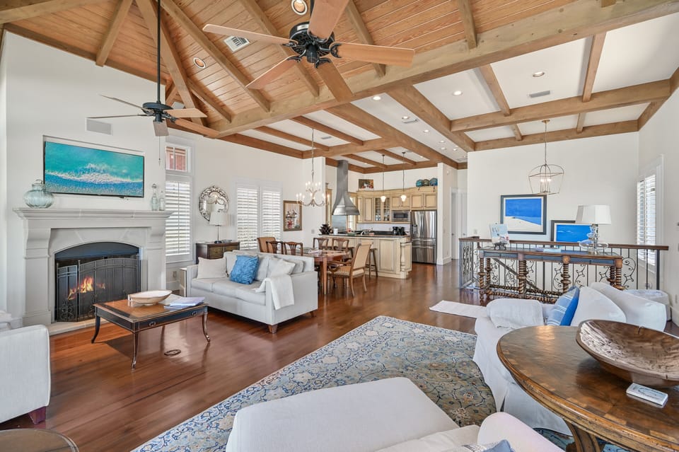 30a Linger Longer - Dune Allen - Second Floor - Living Area