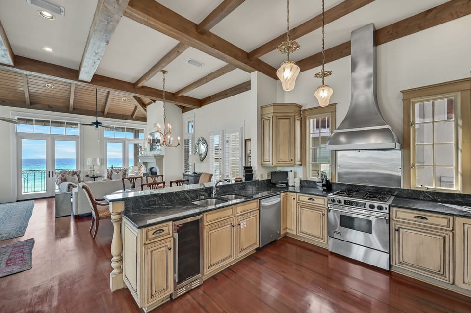 30a Linger Longer - Dune Allen - Second Floor - Kitchen