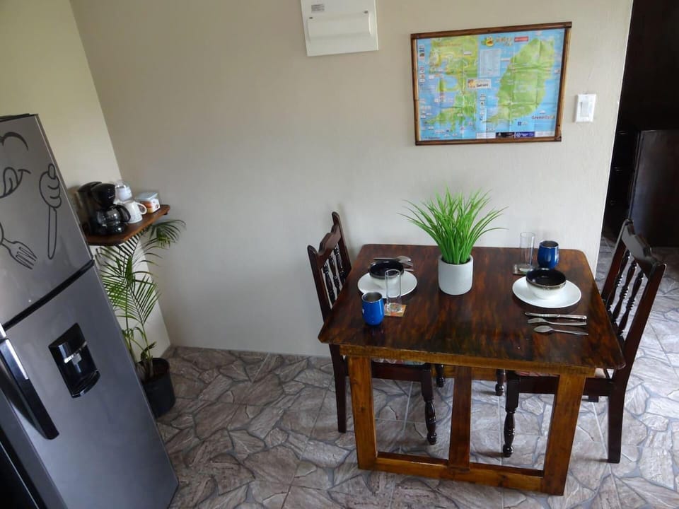 Apartment | Dining