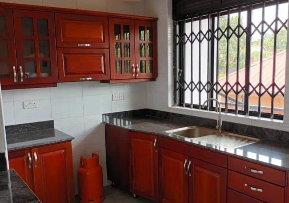 Apartment | Private kitchenette | Full-size fridge, microwave, oven, stovetop