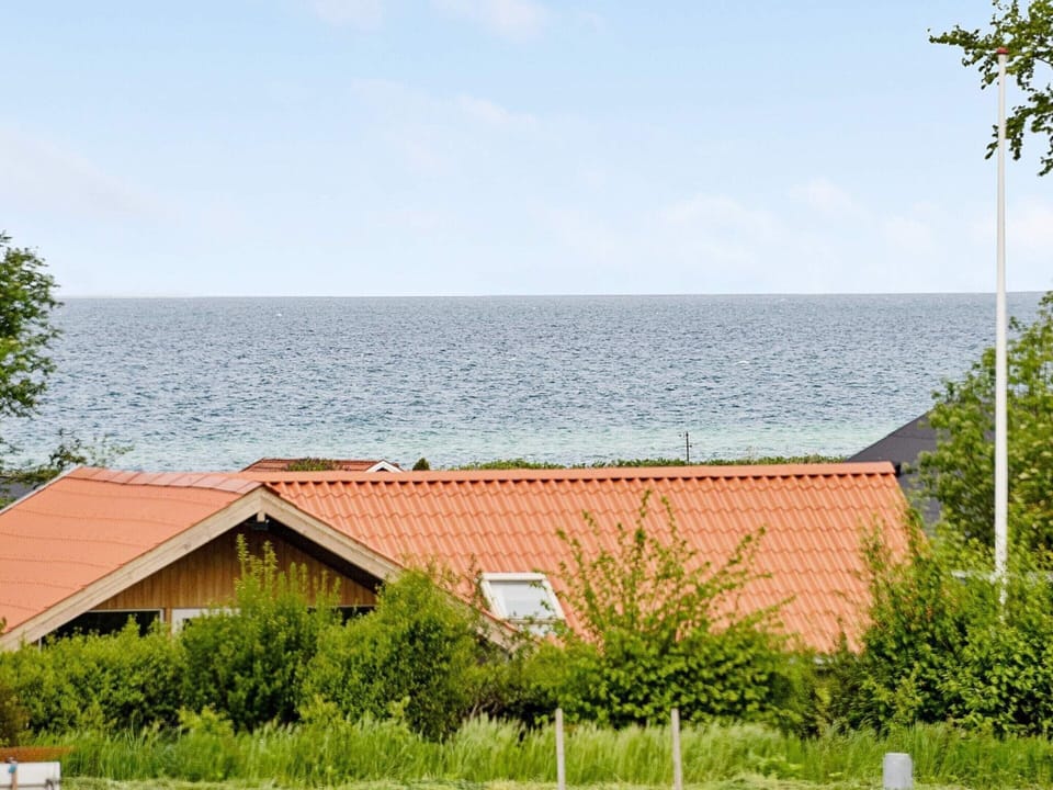 House | Water view