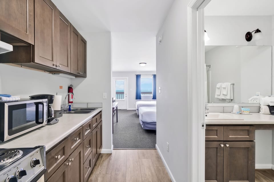 Room, 2 Queen Beds, Kitchen, Oceanfront | Private kitchen | Fridge, microwave, coffee/tea maker, paper towels