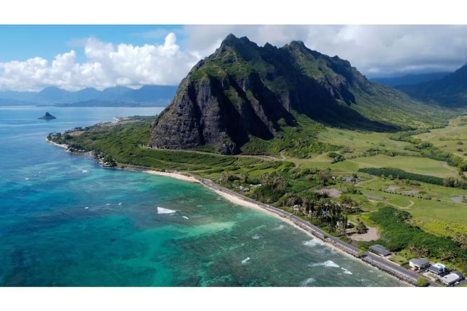 Kualoa Ranch is only a 5 mins drive 