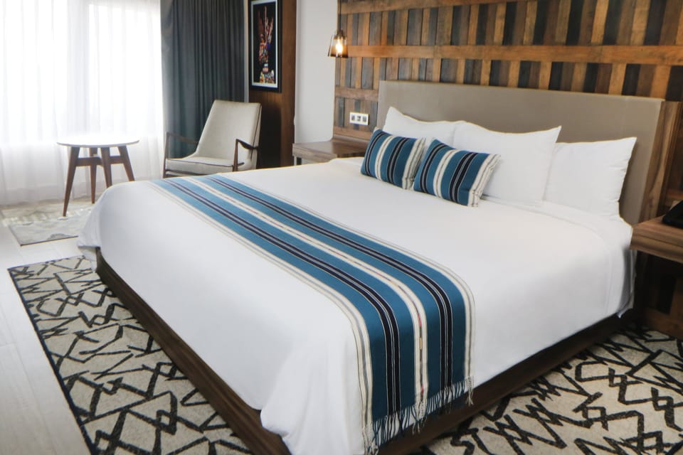 Minibar, in-room safe, individually decorated, individually furnished