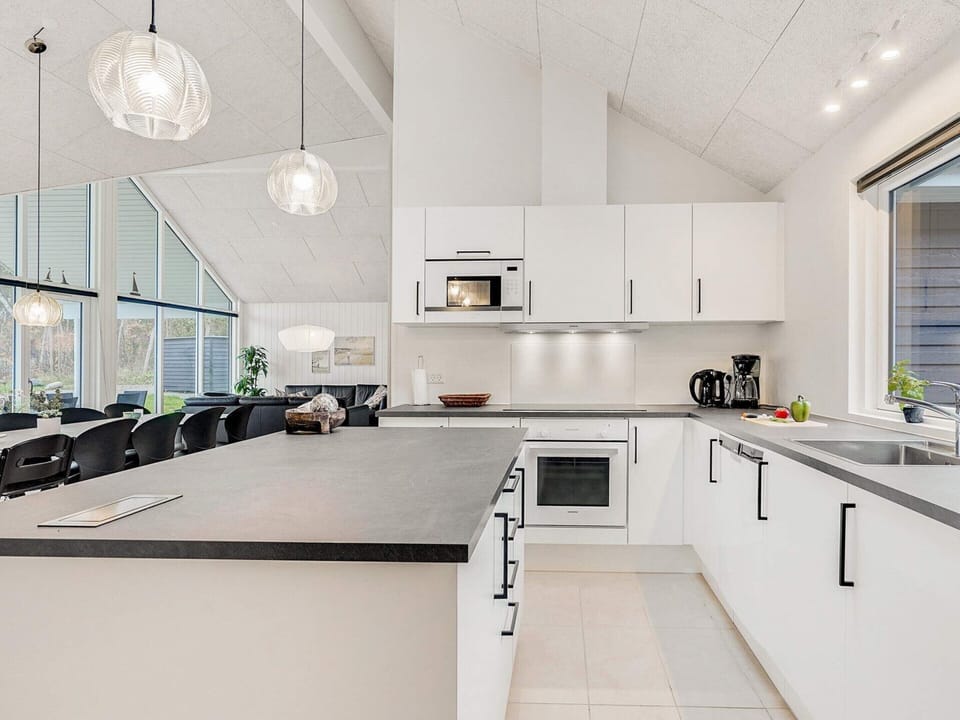 House | Private kitchen | Oven