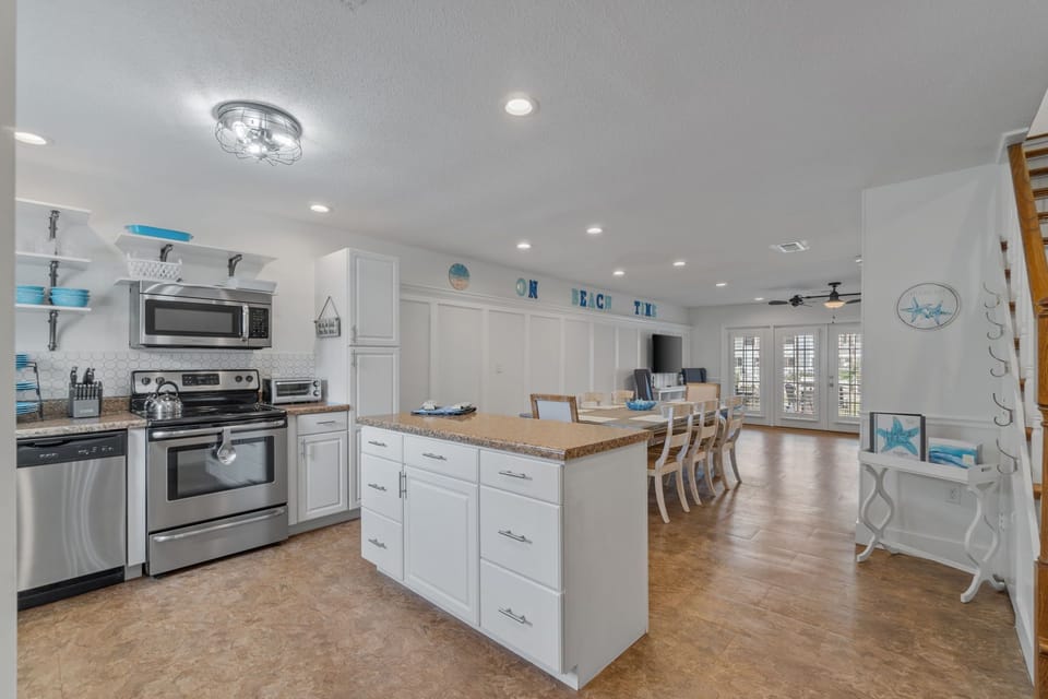 Kitchen opens up to the dining area