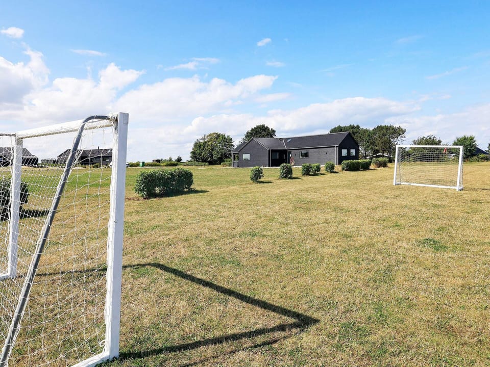 House | Sport court