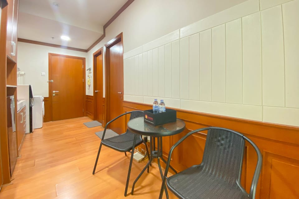 Apartment | Living area | TV