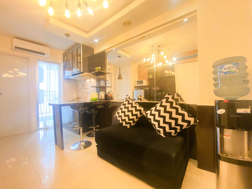 Apartment | Living area | TV