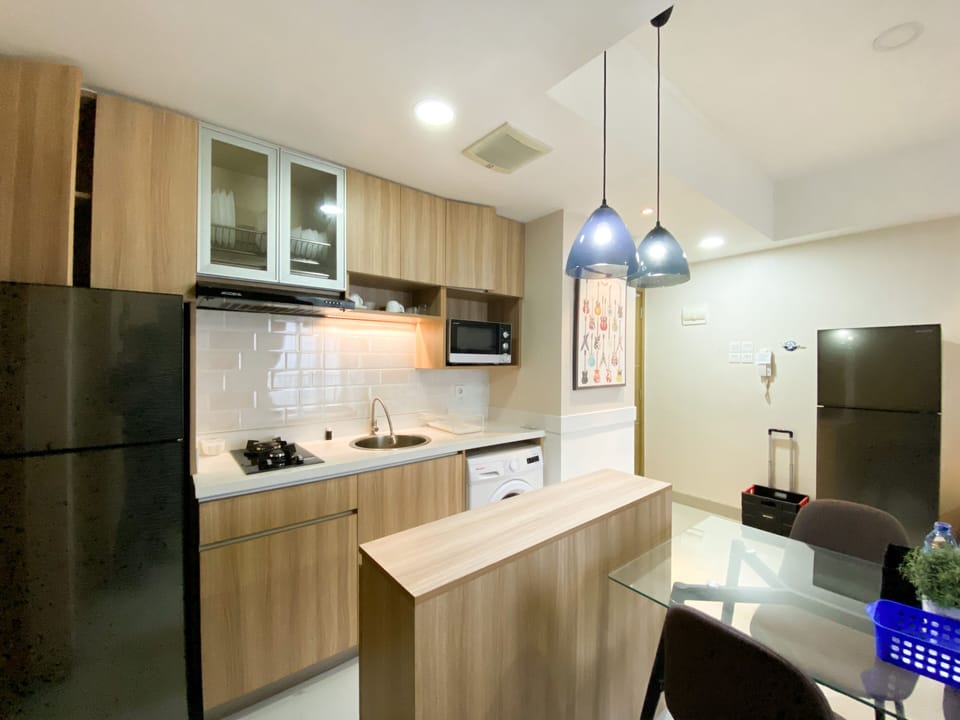 Apartment | Private kitchen | Full-size fridge, stovetop