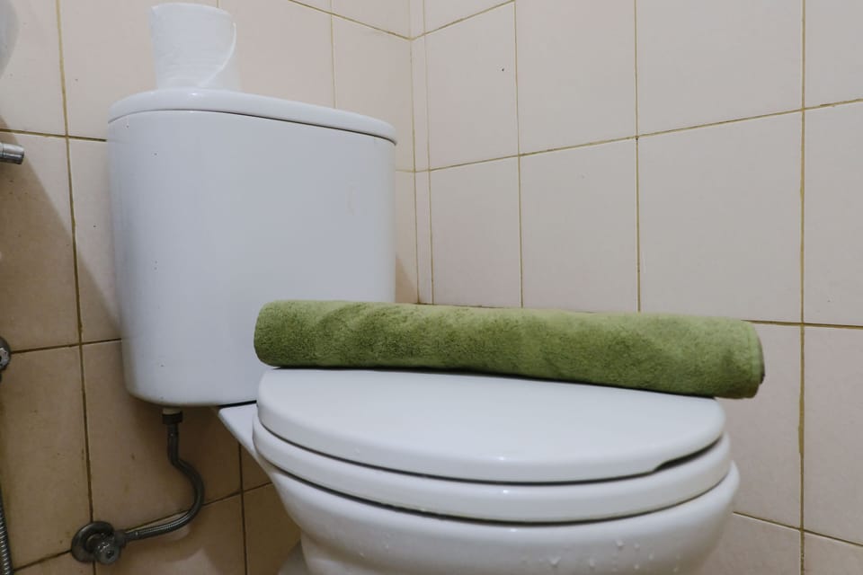Studio | Bathroom | Shower
