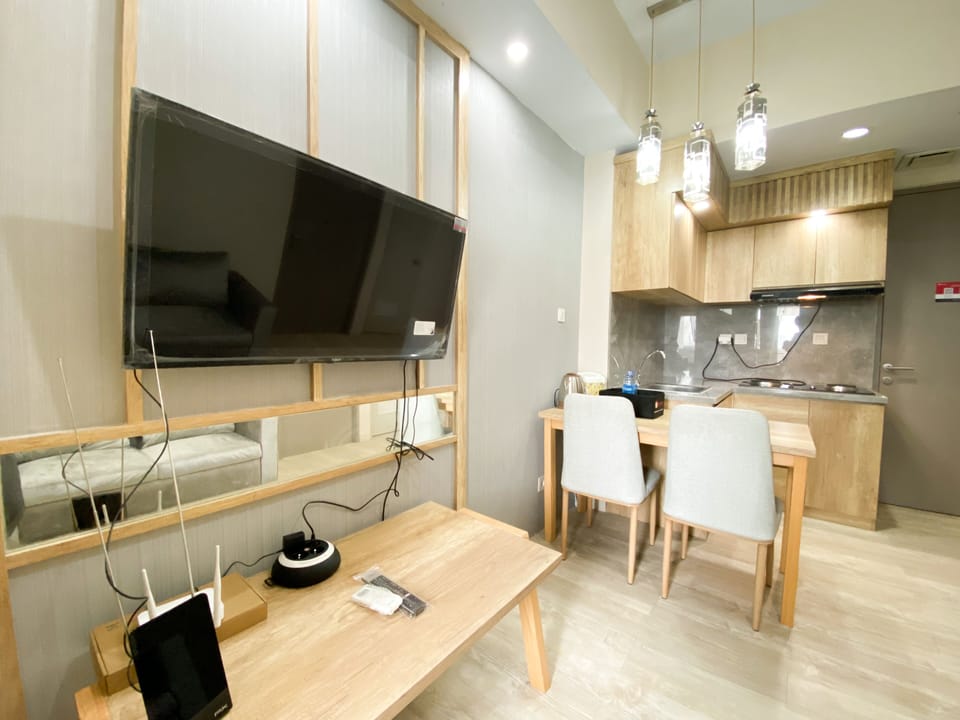 Apartment | Living area | TV