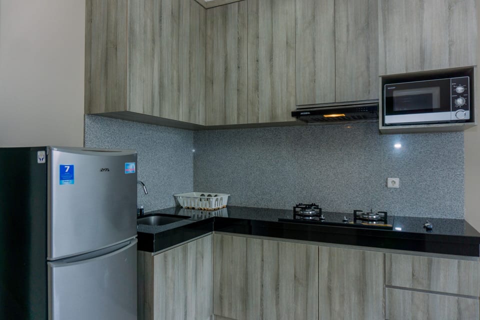 Apartment | Private kitchen | Full-size fridge, stovetop