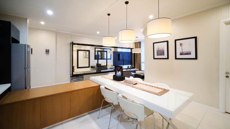 Apartment | Dining room