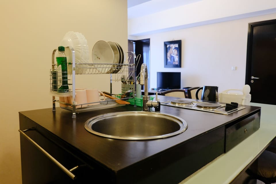 Apartment | Private kitchen | Full-size fridge, stovetop