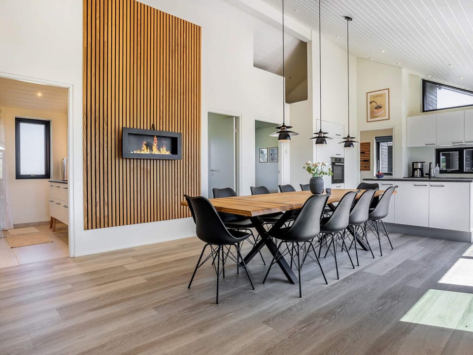 House | Dining