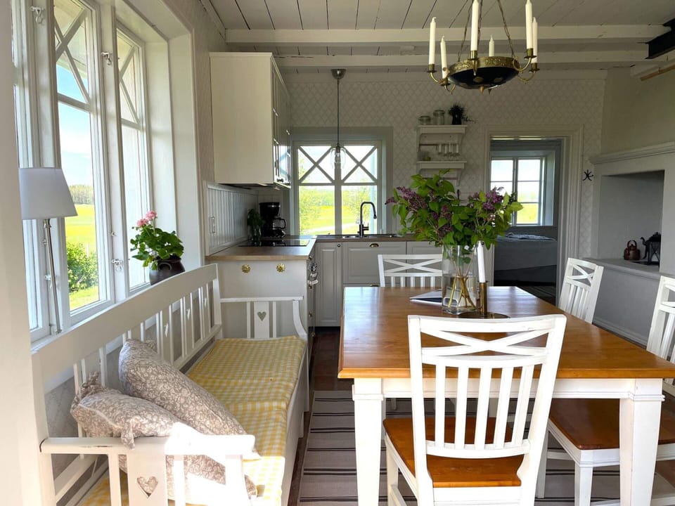 House | Dining