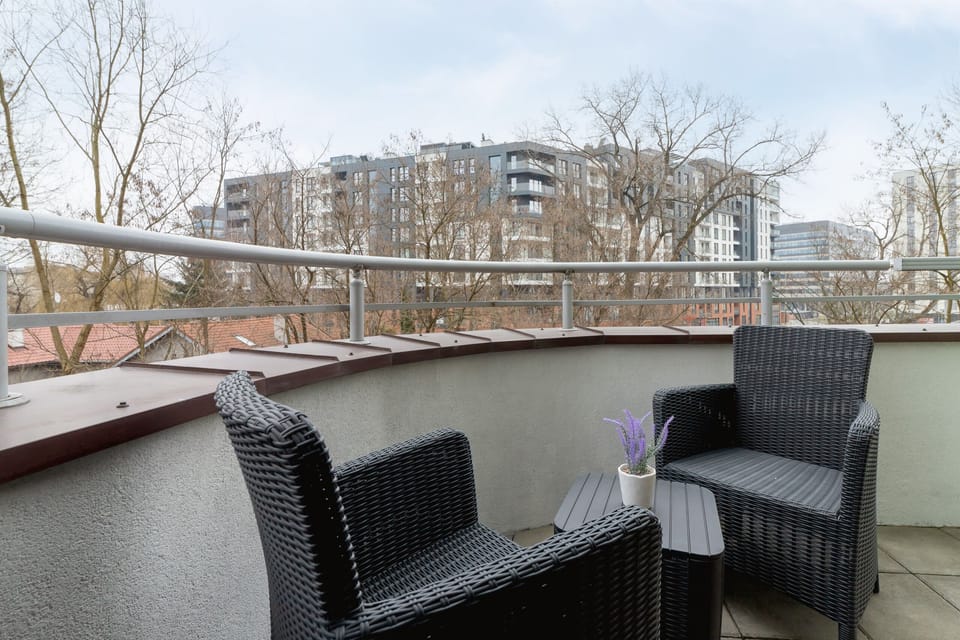 Balcony with garden furniture, where you can relax.