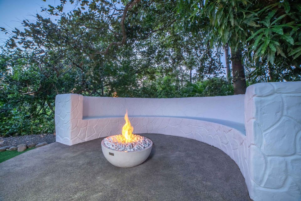 The perfect spot for fireside chats
