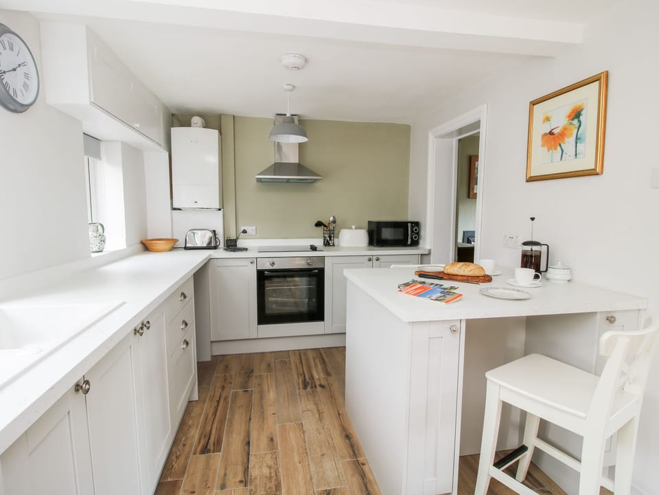 Fridge, dishwasher, electric kettle, toaster