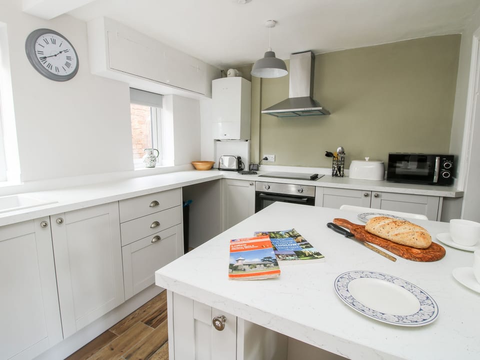 Fridge, dishwasher, electric kettle, toaster