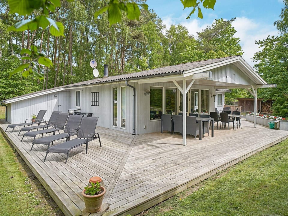 House | Outdoor dining