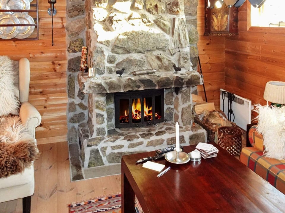 10 Person Holiday Home in Svingvoll House in Innlandet