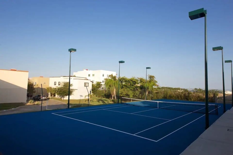 Comfort Condo | 2 bedrooms, free WiFi, bed sheets